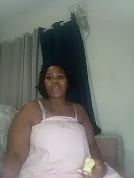 Snapshot of Real1SweetQueen chatting on 24, 7, 2026 Real1SweetQueen online show from 24, 7, 2026