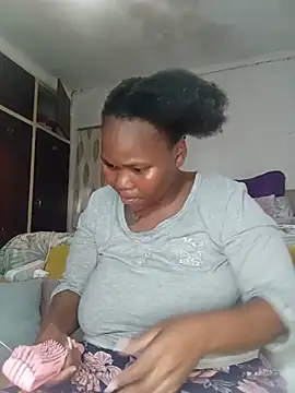 Snapshot of Real1SweetQueen chatting on 28, 7, 2026 Real1SweetQueen online show from 28, 7, 2026