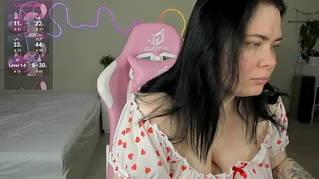 Akemi BBW online show from 6, 7, 2026