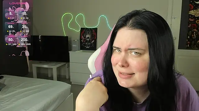 Akemi BBW online show from 24, 7, 2026
