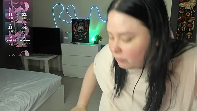 Akemi BBW online show from 2, 8, 2026