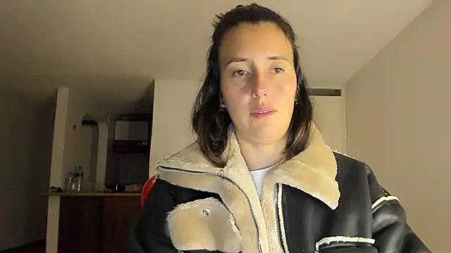 Snapshot of zoe_jeane_beker chatting on 15, 2, 2025 zoe jeane beker online show from 15, 2, 2025