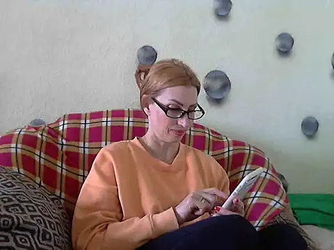 Jillian Pattie online show from 12, 3, 2025