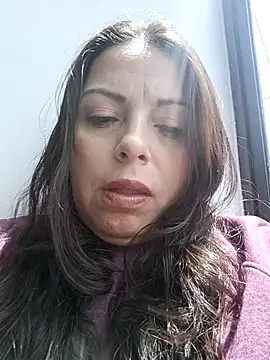 Snapshot of seherlatin chatting on 28, 2, 2025 seherlatin online show from 28, 2, 2025