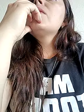 Snapshot of seherlatin chatting on 15, 3, 2025 seherlatin online show from 15, 3, 2025