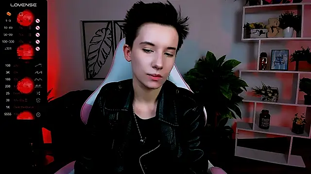 Snapshot of _Rein_ramm chatting on 6, 3, 2025  Rein ramm online show from 6, 3, 2025