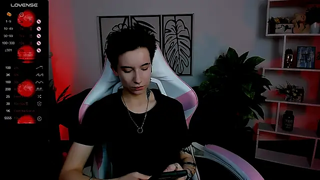 Snapshot of _Rein_ramm chatting on 9, 3, 2025  Rein ramm online show from 9, 3, 2025