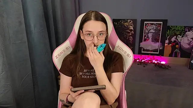 Snapshot of Sweet_frosti chatting on 15, 5, 2026 Sweet frosti online show from 15, 5, 2026
