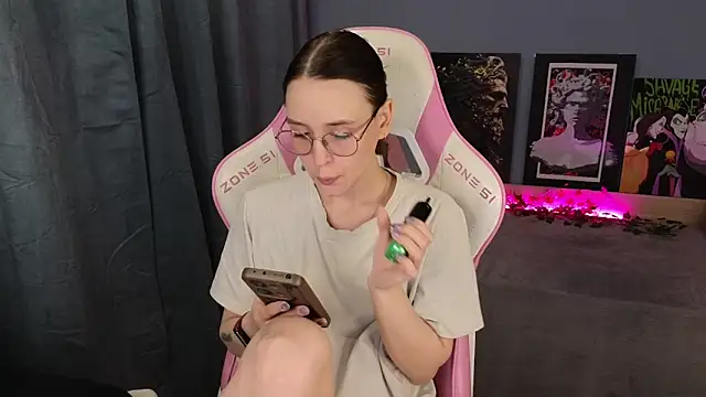Snapshot of Sweet_frosti chatting on 24, 5, 2026 Sweet frosti online show from 24, 5, 2026