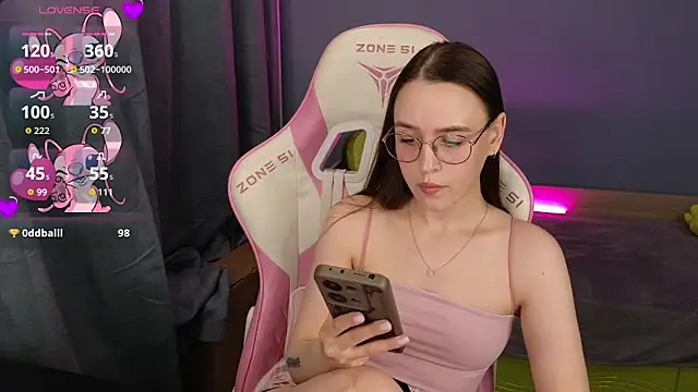 Snapshot of Sweet_frosti chatting on 5, 7, 2026 Sweet frosti online show from 5, 7, 2026