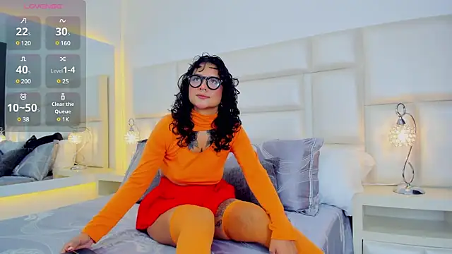 AliceBanks online show from 12, 2, 2025