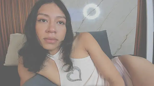 AdammClark1 online show from 5, 2, 2025