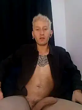 Snapshot of Vlad_goetia chatting on 11, 10, 2025 Vlad goetia online show from 11, 10, 2025
