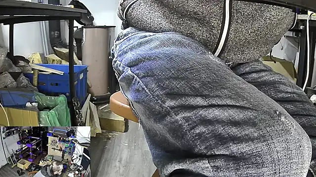 Snapshot of Happy_Michal chatting on 22, 12, 2024 Happy Michal online show from 22, 12, 2024