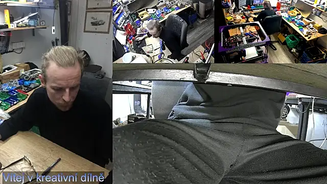 Snapshot of Happy_Michal chatting on 4, 1, 2025 Happy Michal online show from 4, 1, 2025