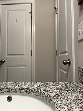 Snapshot of StrokinSnowman chatting on 13, 10, 2025 StrokinSnowman online show from 13, 10, 2025