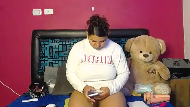 Snapshot of karolhot916 chatting on 26, 9, 2025 karolhot916 online show from 26, 9, 2025