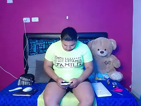 Snapshot of karolhot916 chatting on 30, 9, 2025 karolhot916 online show from 30, 9, 2025