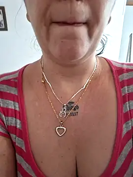 Snapshot of Gimena41 chatting on 11, 9, 2025 Gimena41 online show from 11, 9, 2025