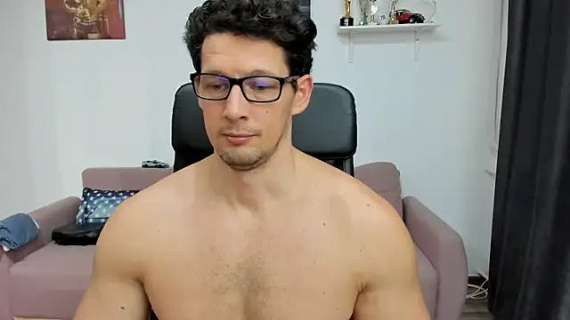 BrutusK08 online show from 1, 2, 2025