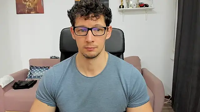 BrutusK08 online show from 3, 2, 2025