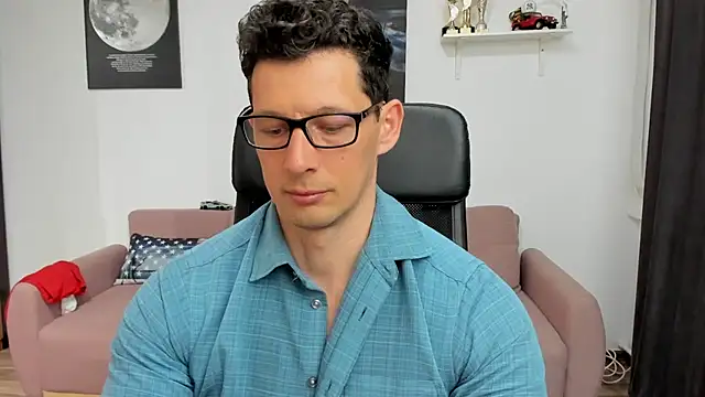 BrutusK08 online show from 5, 3, 2025