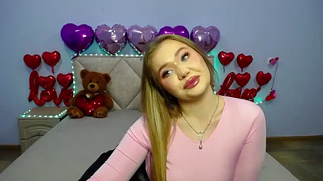 StacyYellig online show from 6, 3, 2025