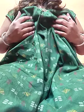 Snapshot of CUTE_SOPHIA- chatting on 22, 12, 2024 CUTE SOPHIA- online show from 22, 12, 2024