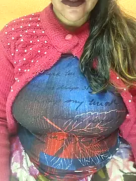 Snapshot of CUTE_SOPHIA- chatting on 25, 12, 2024 CUTE SOPHIA- online show from 25, 12, 2024