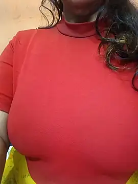 Snapshot of CUTE_SOPHIA- chatting on 1, 1, 2025 CUTE SOPHIA- online show from 1, 1, 2025