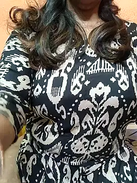 Snapshot of CUTE_SOPHIA- chatting on 24, 1, 2025 CUTE SOPHIA- online show from 24, 1, 2025