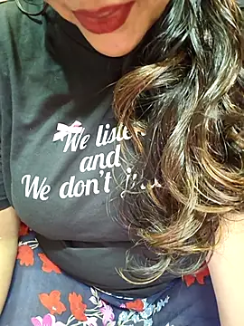 Snapshot of CUTE_SOPHIA- chatting on 25, 9, 2025 CUTE SOPHIA- online show from 25, 9, 2025