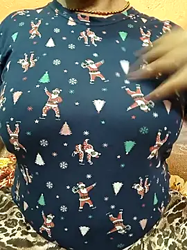 Snapshot of CUTE_SOPHIA- chatting on 31, 10, 2025 CUTE SOPHIA- online show from 31, 10, 2025