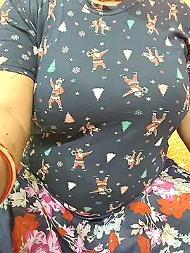 Snapshot of CUTE_SOPHIA- chatting on 11, 11, 2025 CUTE SOPHIA- online show from 11, 11, 2025