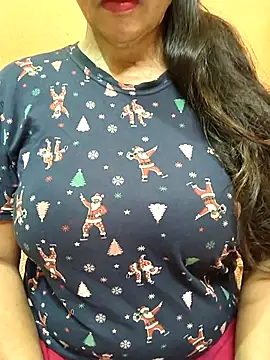 CUTE SOPHIA- online show from 5, 5, 2026