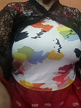 CUTE SOPHIA- online show from 27, 5, 2026
