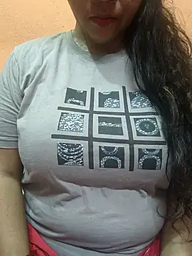 CUTE SOPHIA- online show from 28, 5, 2026