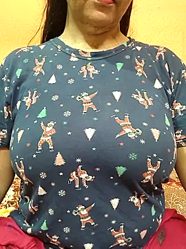 CUTE SOPHIA- online show from 1, 7, 2026