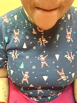 CUTE SOPHIA- online show from 6, 7, 2026