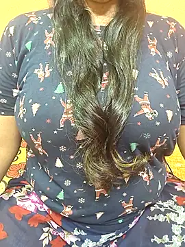 CUTE SOPHIA- online show from 1, 8, 2026