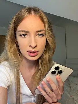 EvieEvans online show from 12, 5, 2026