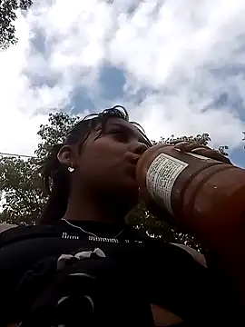 stefanie010 online show from 10, 1, 2025