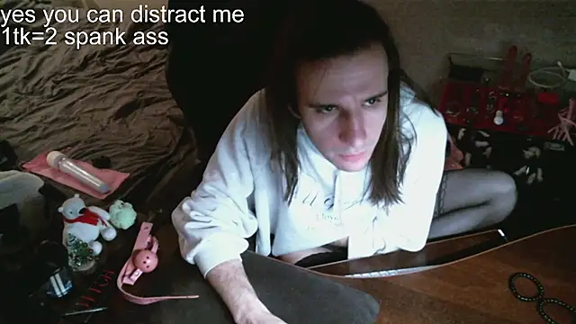 izilizi 23 online show from 8, 12, 2024