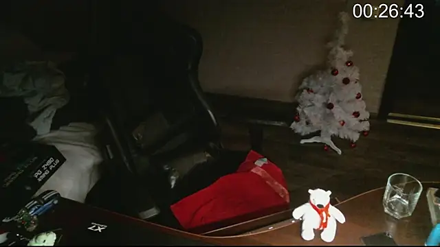 izilizi 23 online show from 24, 1, 2025