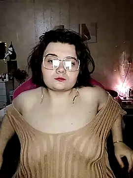 Snapshot of DenisHailey chatting on 12, 10, 2025 DenisHailey online show from 12, 10, 2025