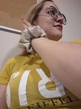 NaomiShimizu online show from 21, 2, 2026