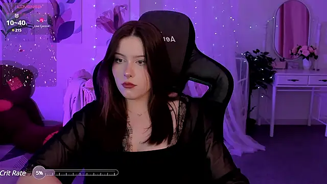 CoralineKeyns online show from 10, 12, 2024