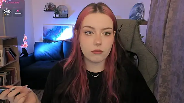 CoralineKeyns online show from 7, 5, 2026