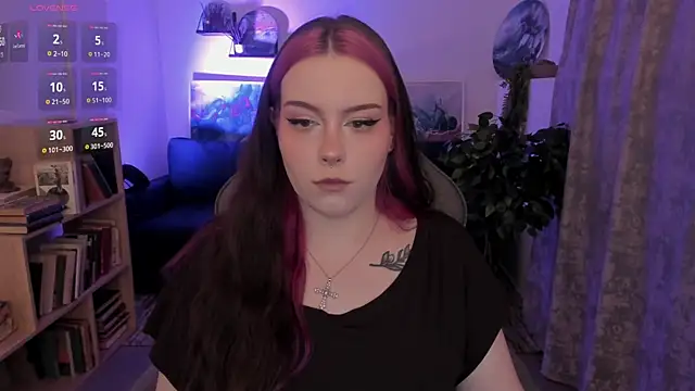 CoralineKeyns online show from 28, 7, 2026