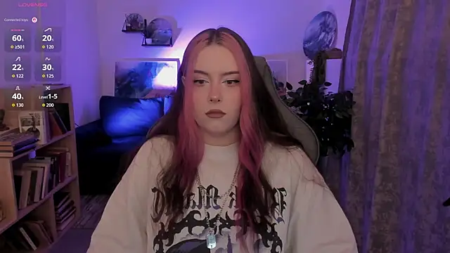 CoralineKeyns online show from 6, 8, 2026